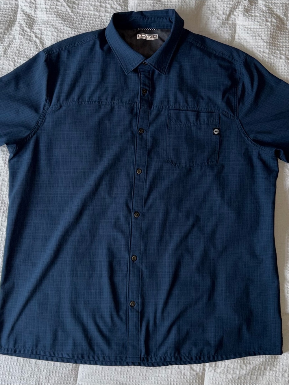 Hi-Tec Men's Dark Blue Short-Sleeve Button-Up Shirt
